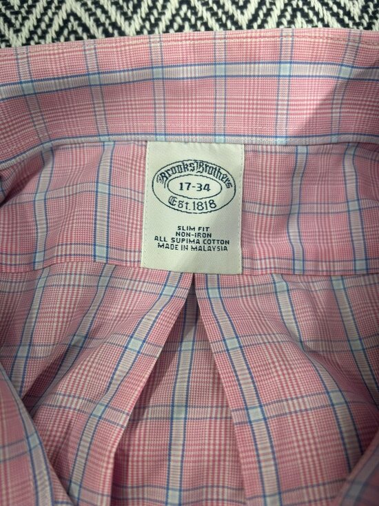 Brooks Brothers Mens Button-Down Shirt Pink & Blue Plaid 17-34 Slim Fit - Picture 2 of 3